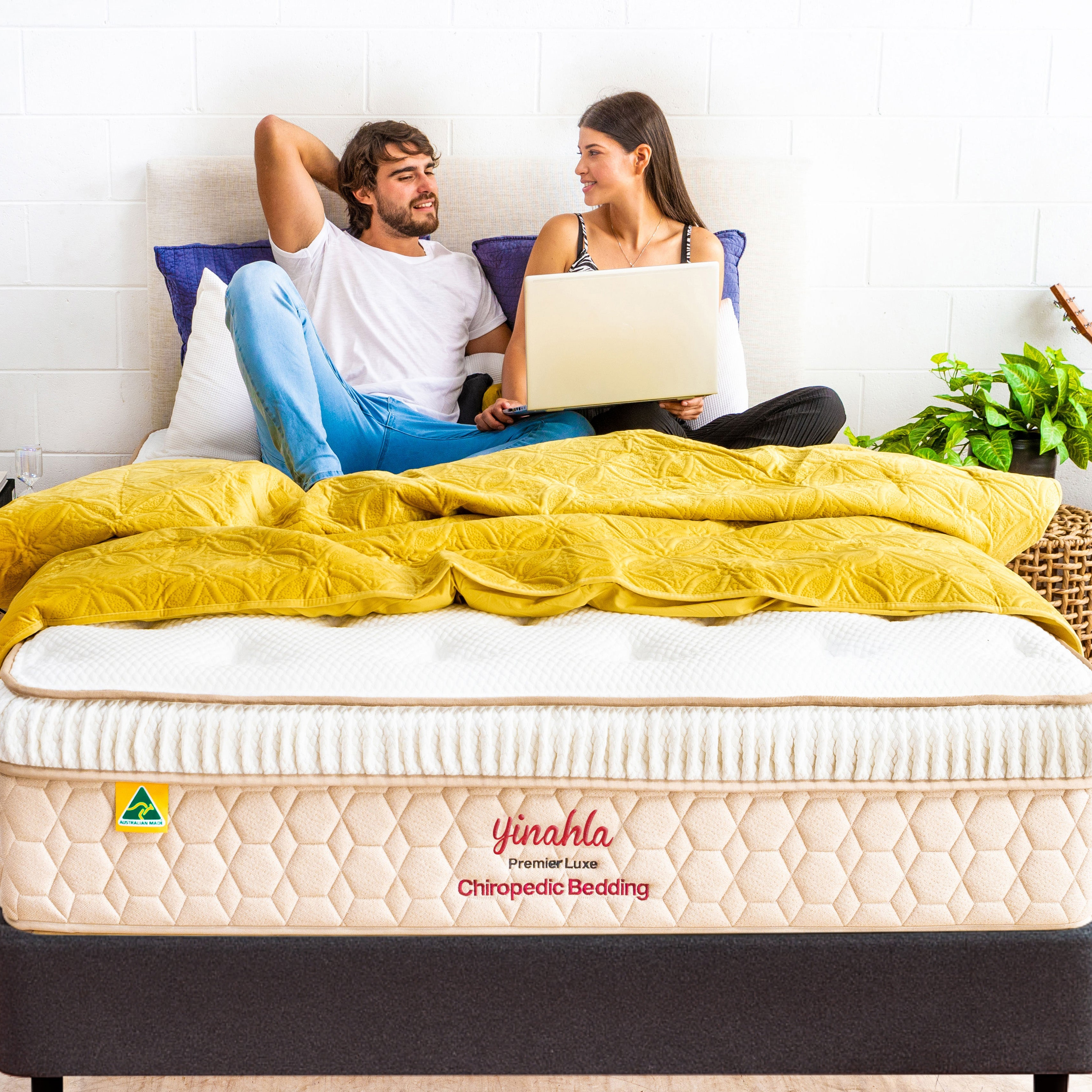 Inside a Luxury Mattress: Premium Springs, Comfort Layers and Cooling Technologies